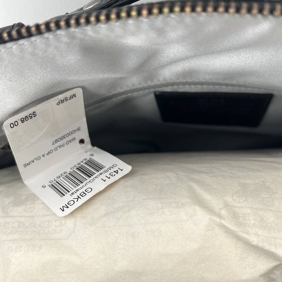 Stunning Coach tote - Picture 5 of 9